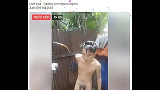 18 Cm live trưa tắm tìm khách